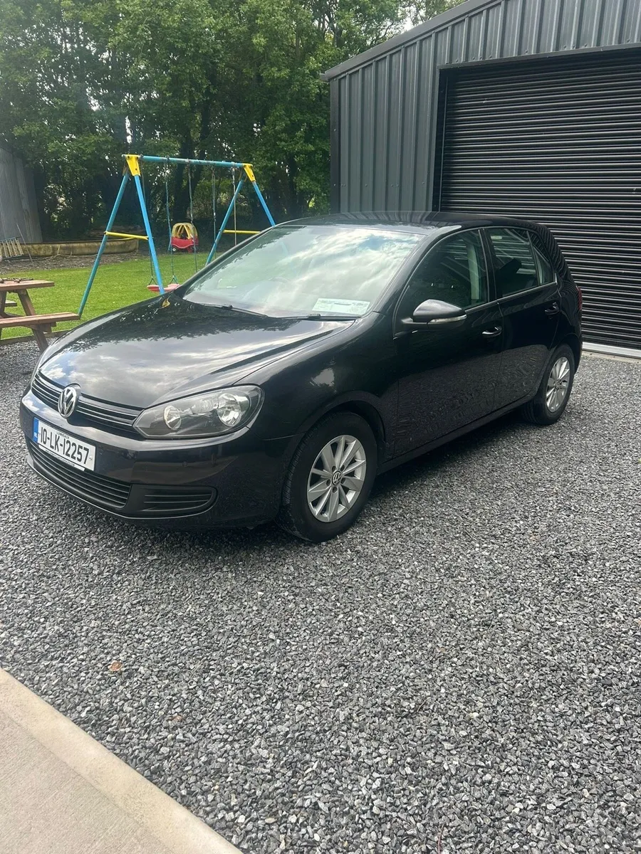 Volkswagon Golf 2010 - Image 1