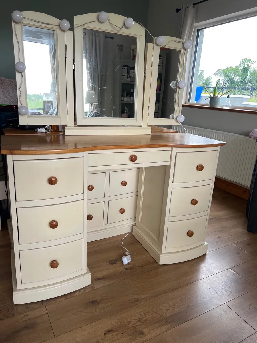 Dressing table - Image 3