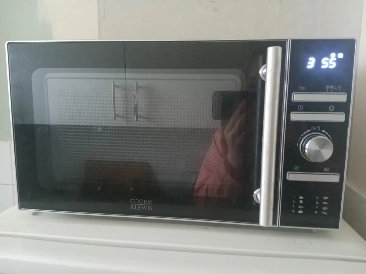 Microwave
