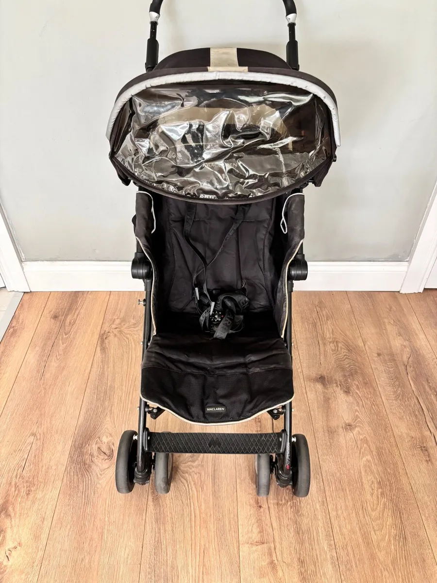 Maclaren stroller - Image 3