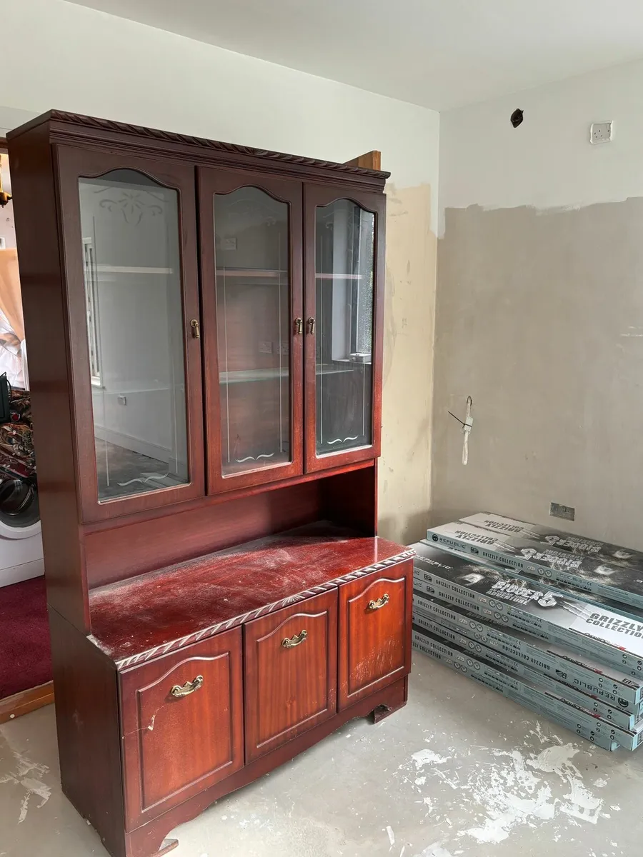 Display Cabinet