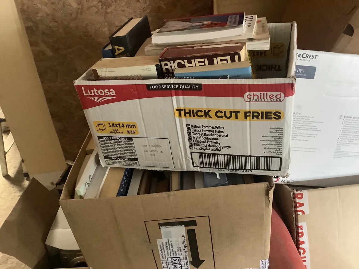 10 boxes  of books - Image 2