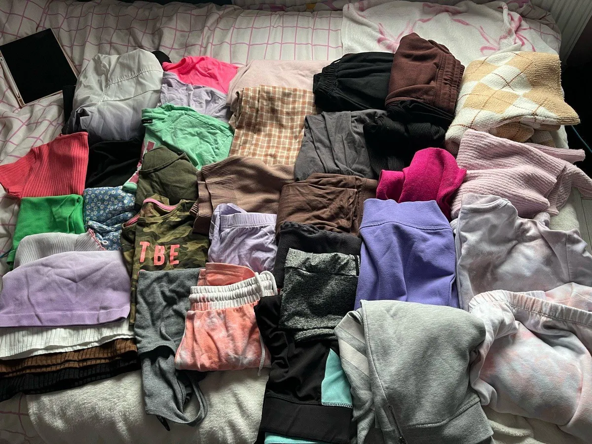 Women teenager size 8 clothes bundle - Image 1