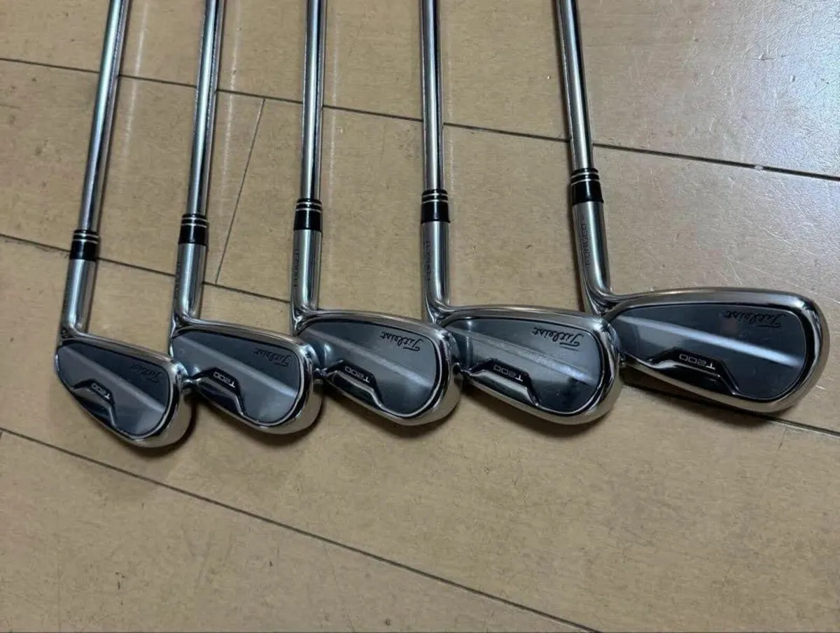 Titleist T200 iron set - Image 1
