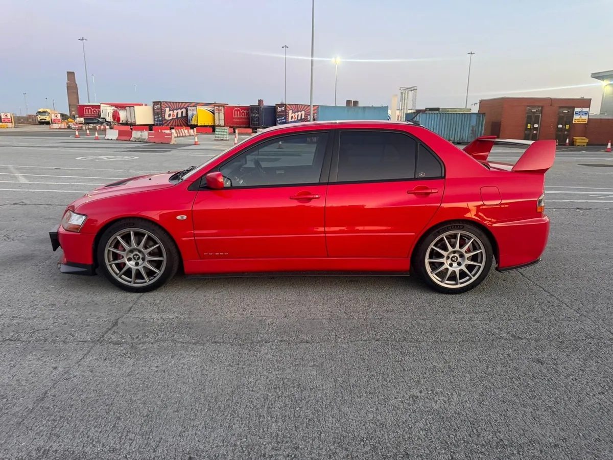 Mitsubishi Evo 9 fq360 - Image 3