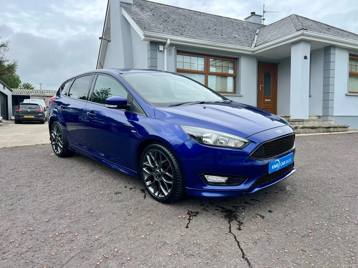 2017 Ford Focus 1.5 TDCI ST Line 120 bhp - Image 3