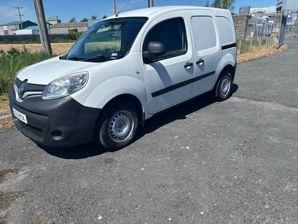Renault Kangoo tax & test .. cheap - Image 3