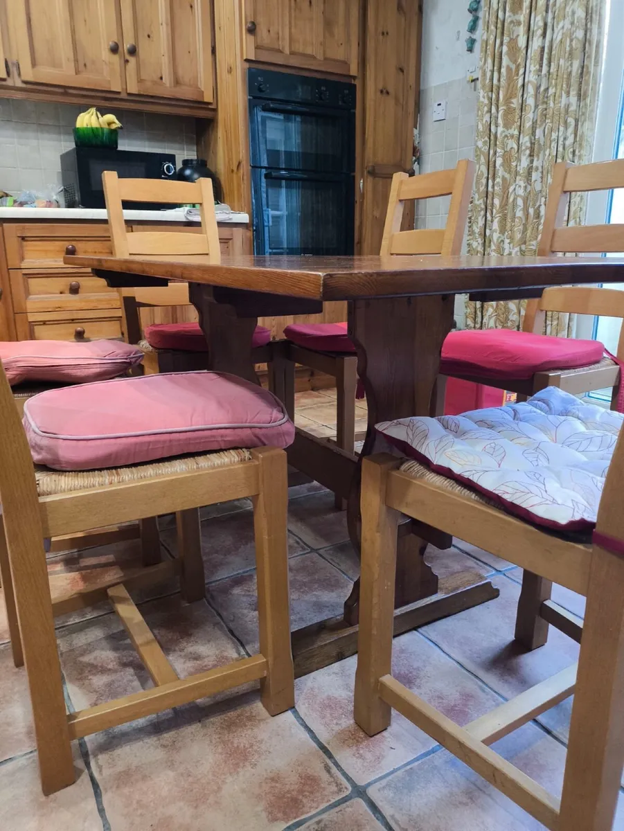 Pine table, chairs and dresser - Image 1