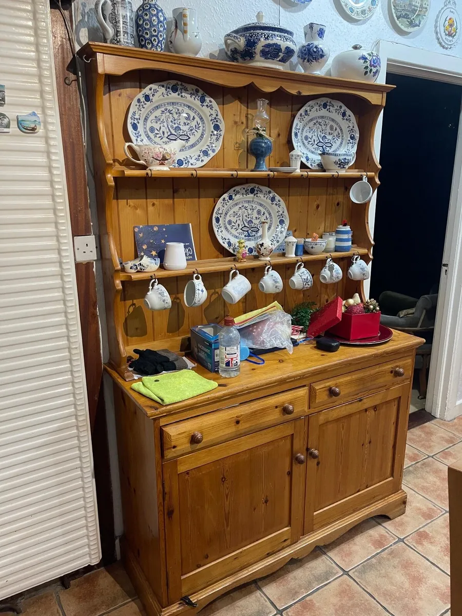 Pine table, chairs and dresser - Image 3