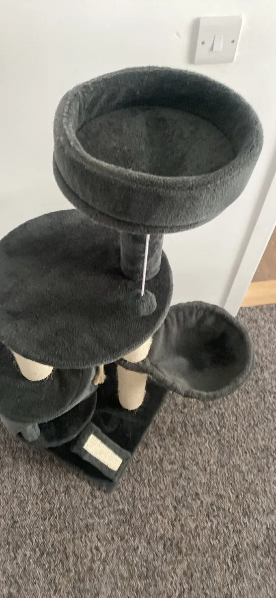 Cat tree - Image 2