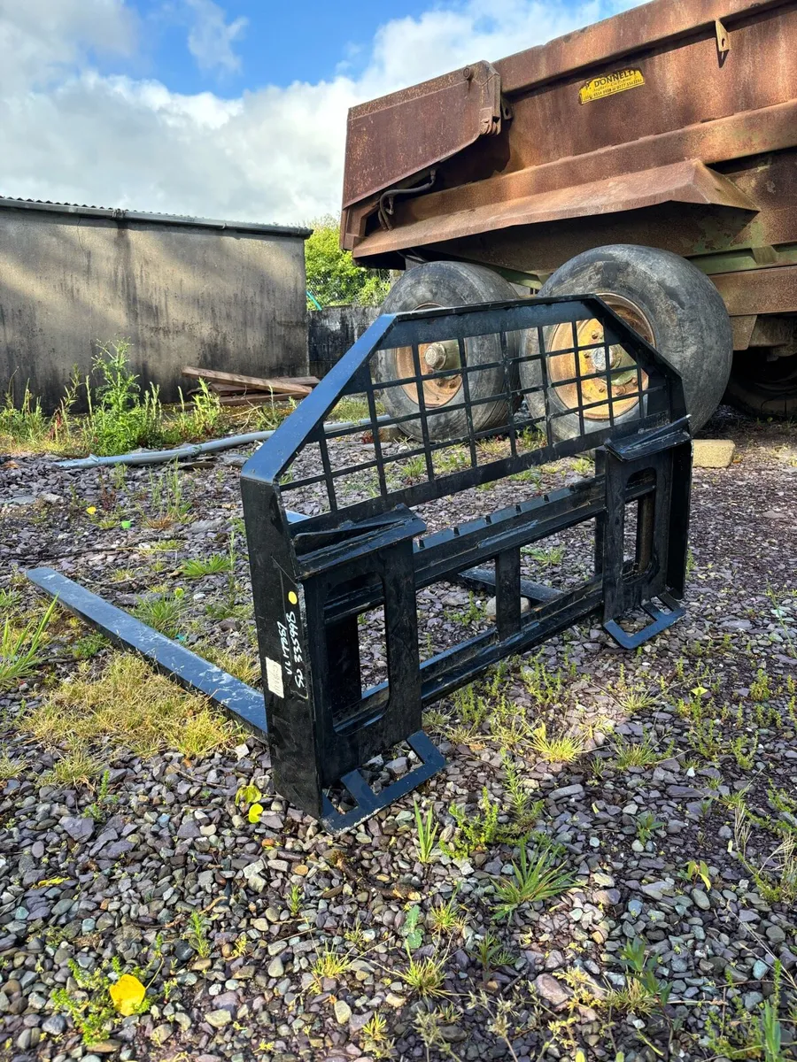 Skid steer pallet forks - Image 2
