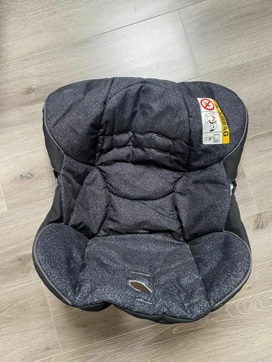 Maxi Cosi Cabriofix Babyseat (Isofix) - Image 3