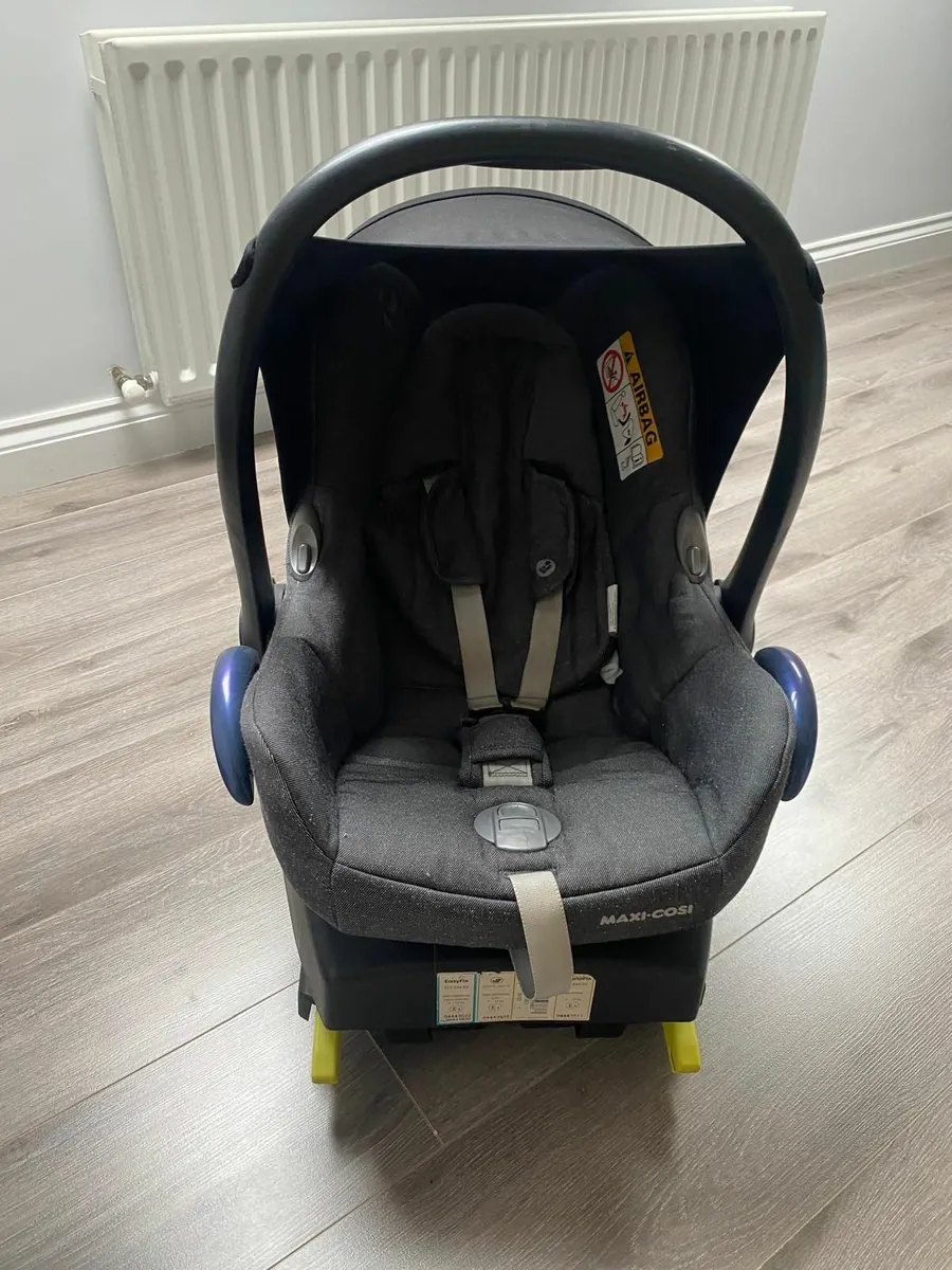 Maxi Cosi Cabriofix Babyseat (Isofix) - Image 4
