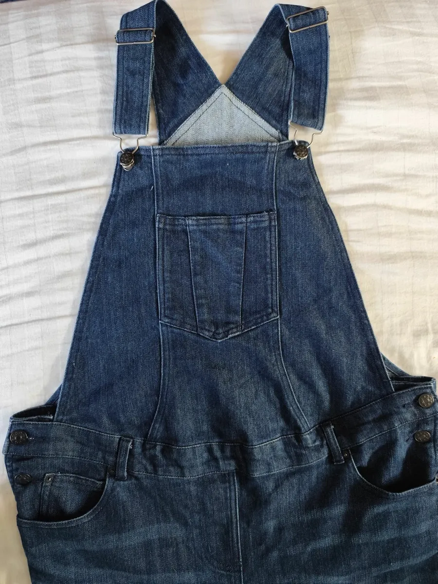 Maternity clothes bundle - Image 3