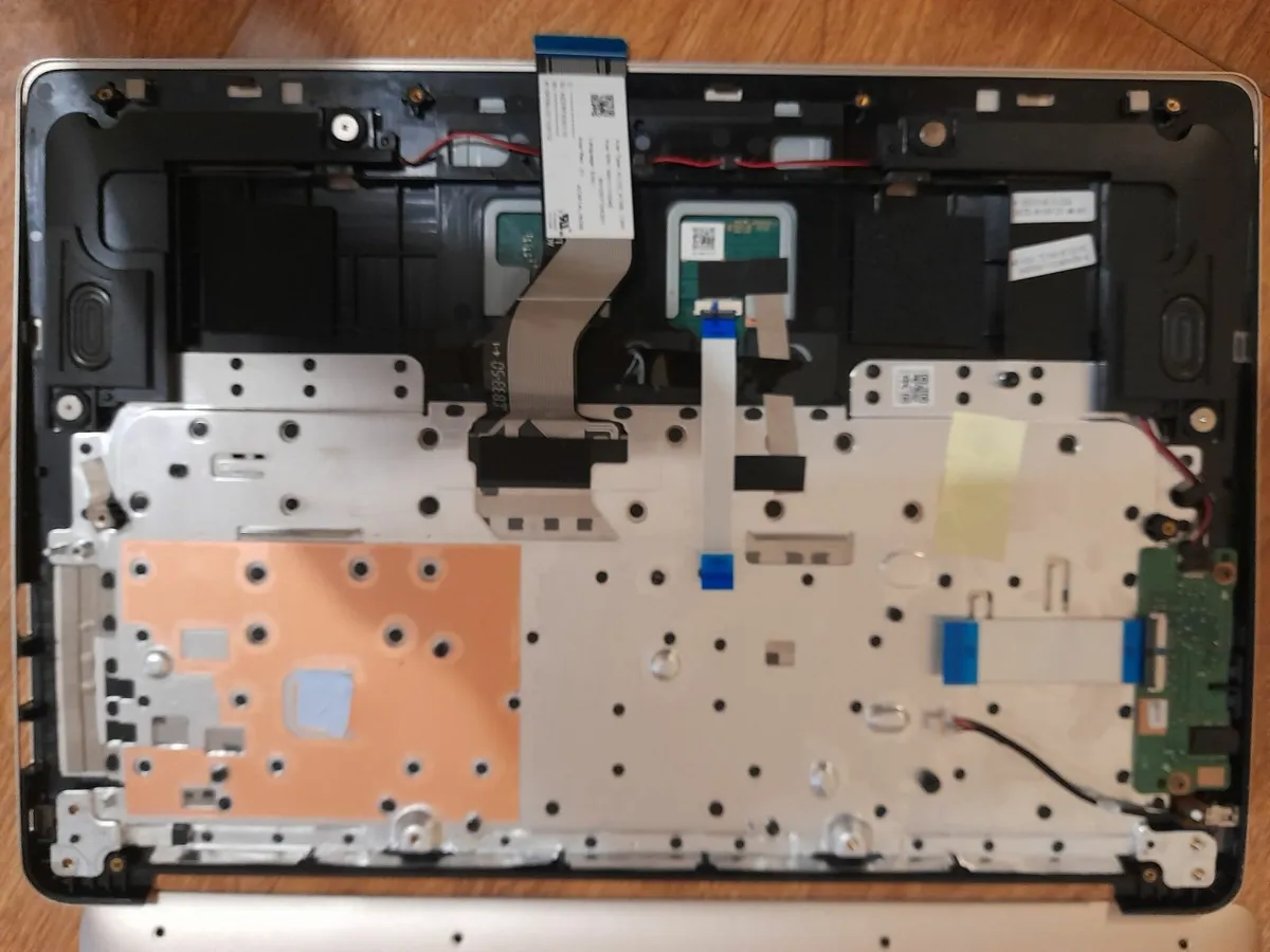 Gold Aluminium Acer Chromebook Laptop Parts. - Image 3