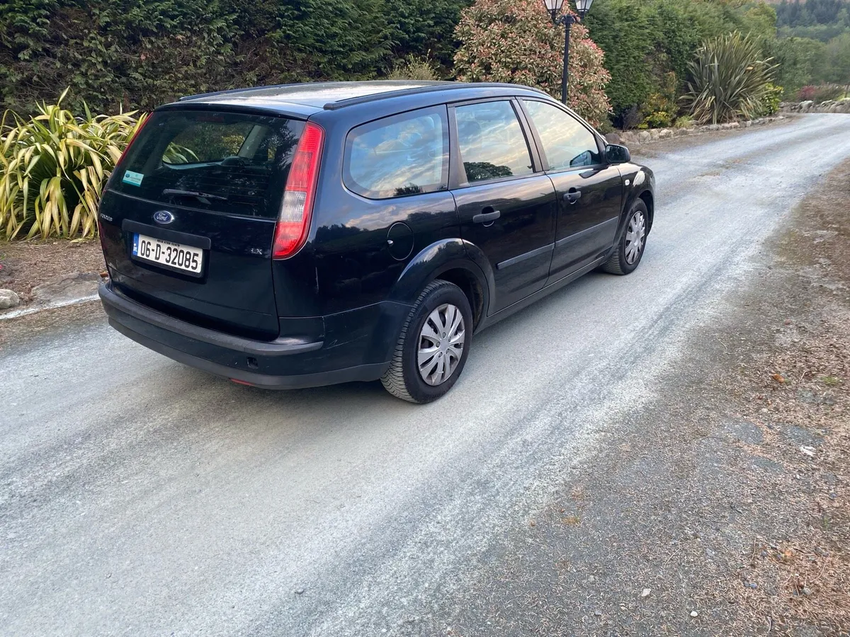 Ford Focus Estate - Image 2