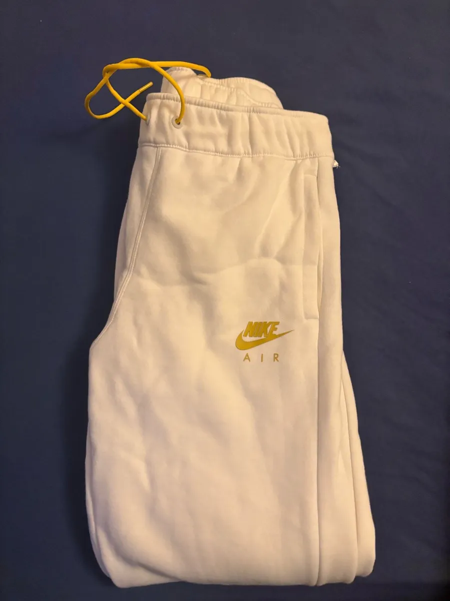 Nike Air Tracksuit - Image 1