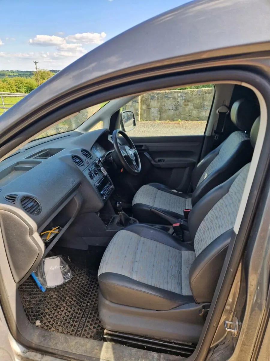Vw Caddy van - Image 4