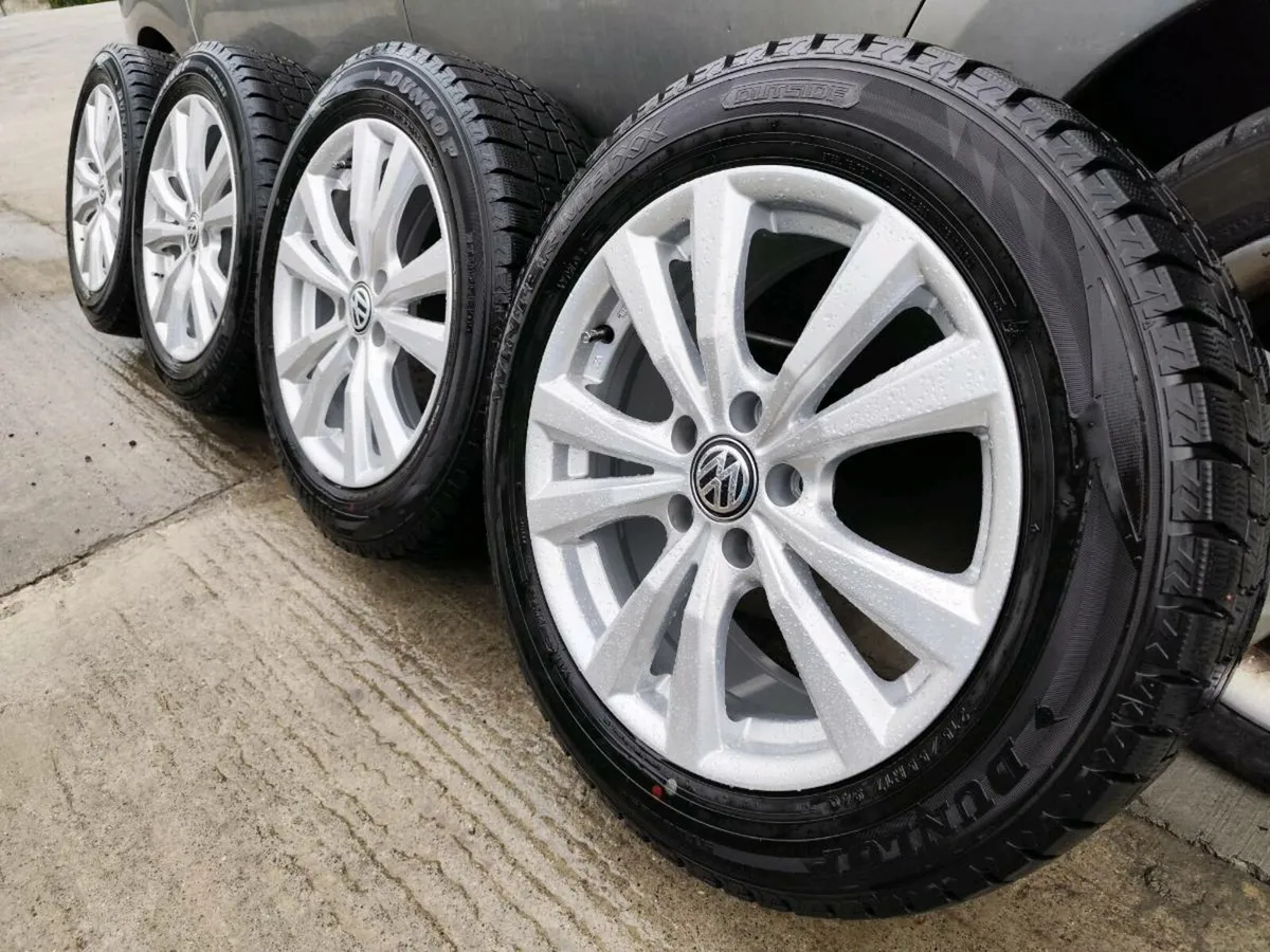 17" VW alloy wheels. Pristine condition. - Image 1