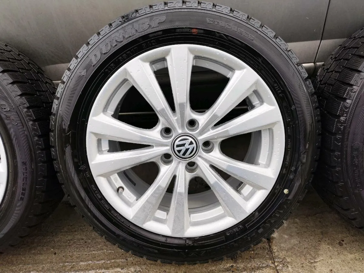 17" VW alloy wheels. Pristine condition. - Image 2