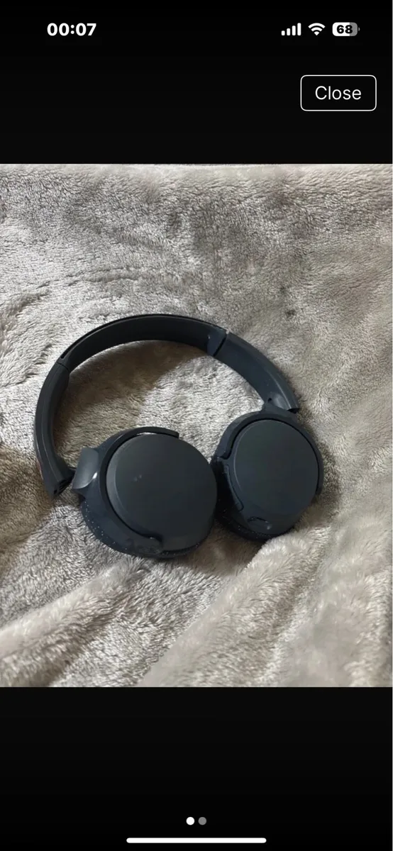 Skullcandy Headphones - Image 1