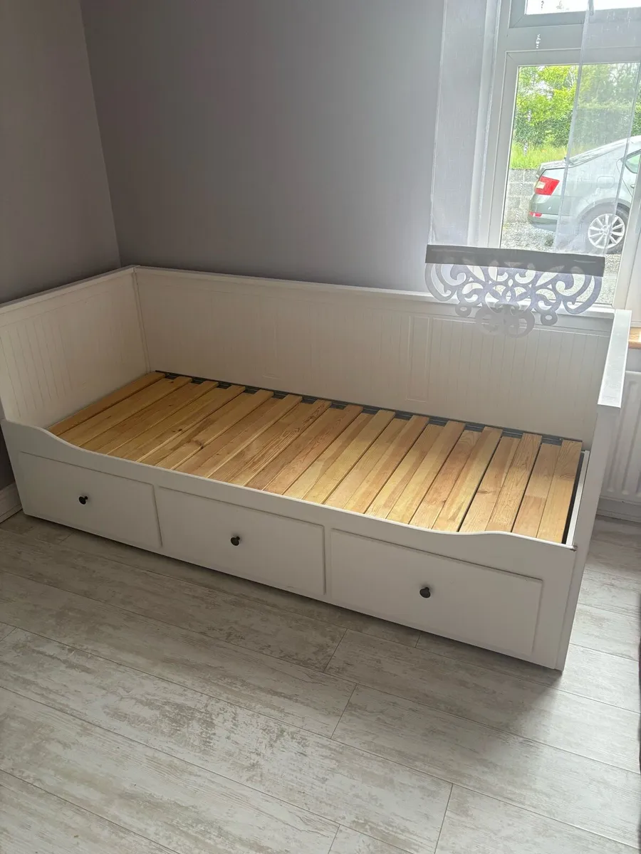 Ikea Hemnes Day bed frame - Image 2