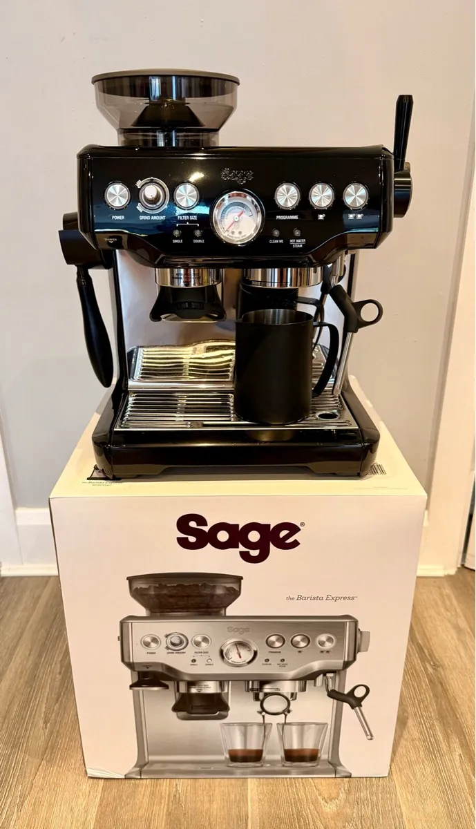 Sage Barista Express bean to cup coffee machine - Image 1