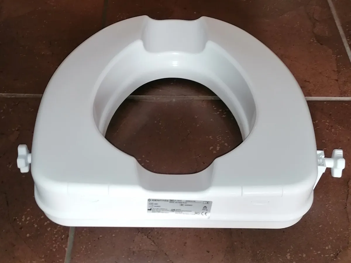 Raised Toilet Seat - Image 2