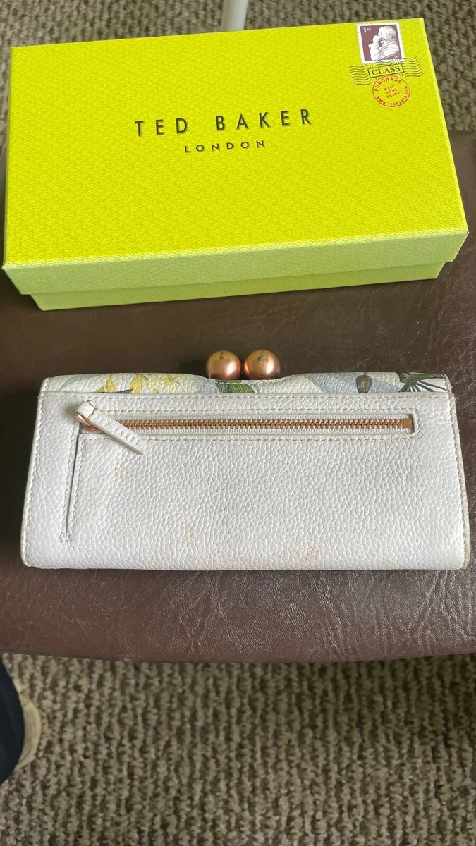 Ted baker purse - Image 3