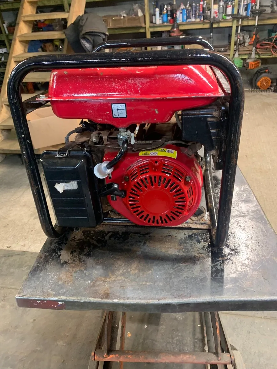 Honda generator - Image 2