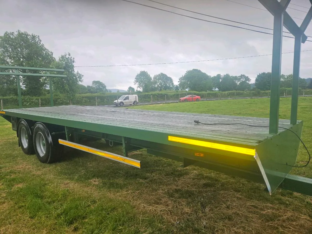 28ft trailer - Image 3