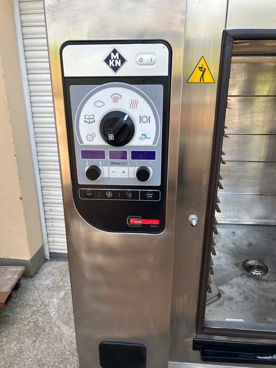 MKN Gas 10 Grid Combi Oven - Image 3