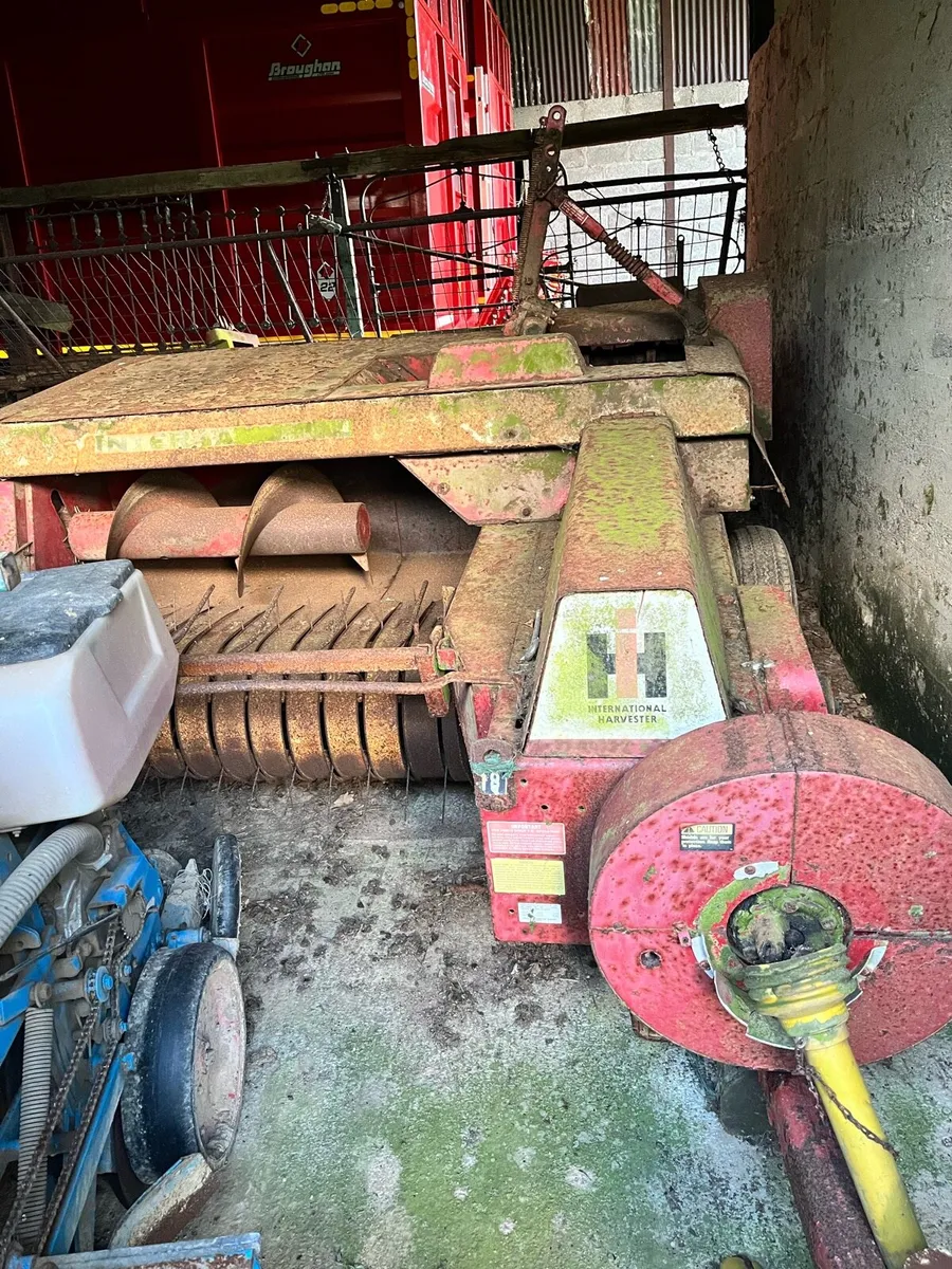 International square baler - Image 4