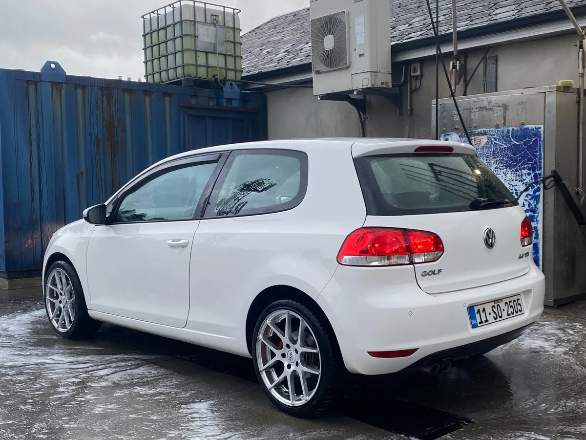 2011 VW GOLF MK6 2.0 TDI 6 SPEED - Image 2