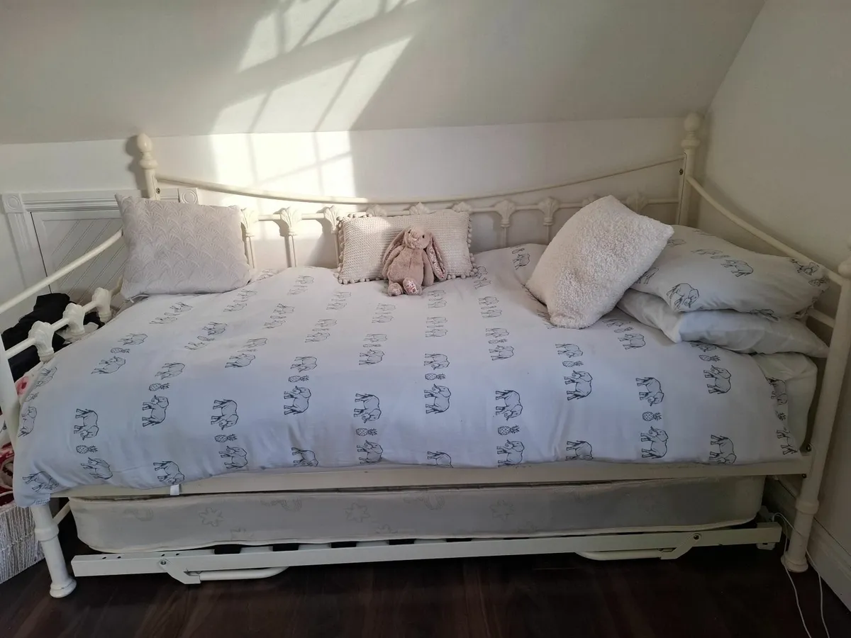 Single bed - Image 4