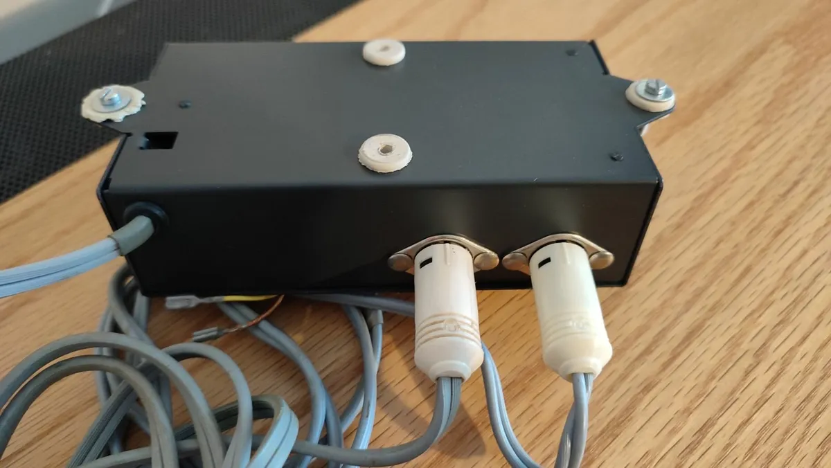DUAL TVV46 vintage phono preamplifier. 220V - Image 2
