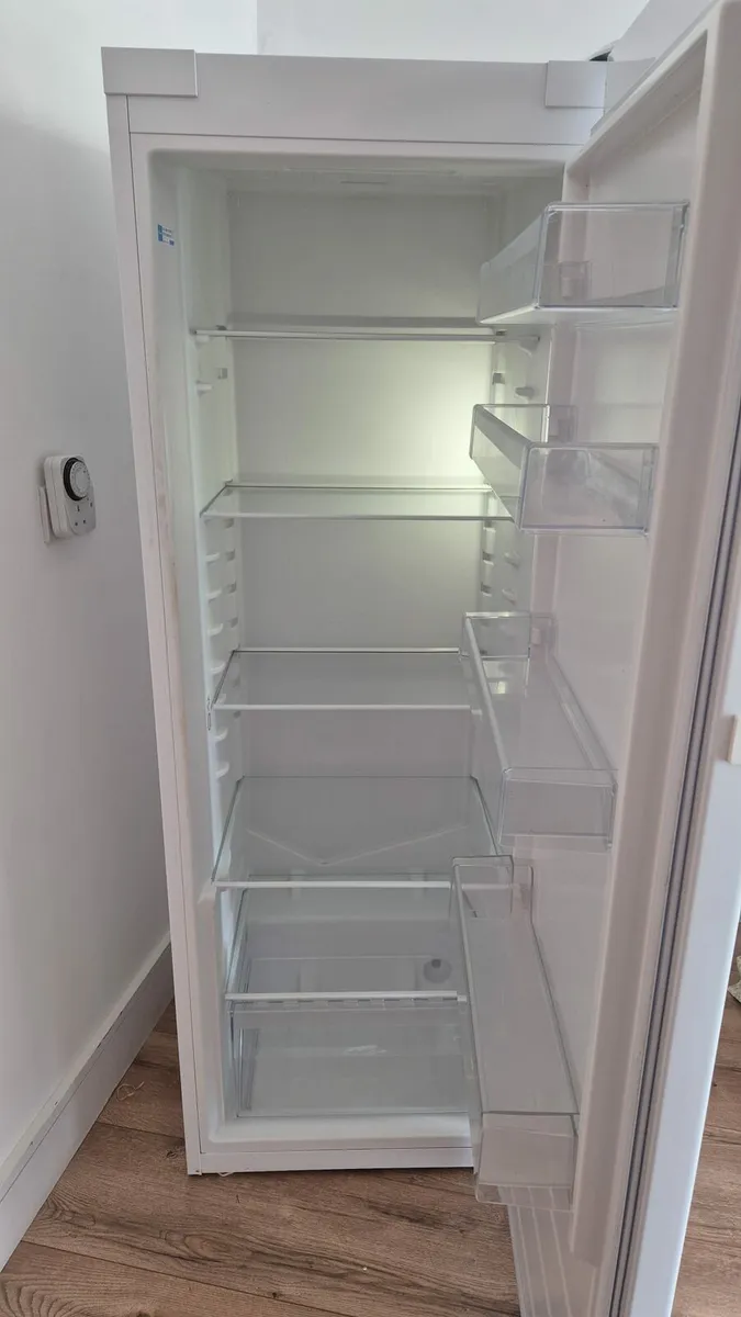 Fridge - Image 3