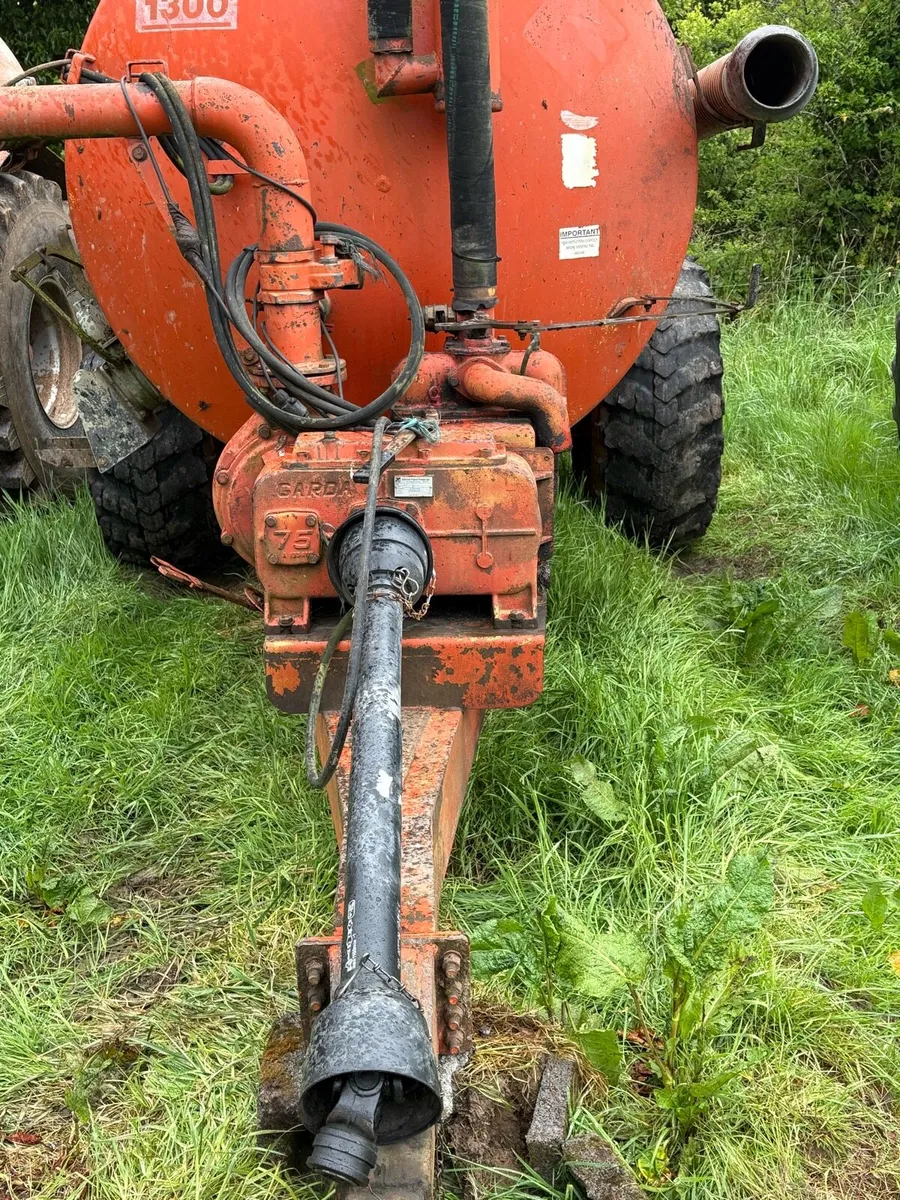 Slurry tanker - Image 3