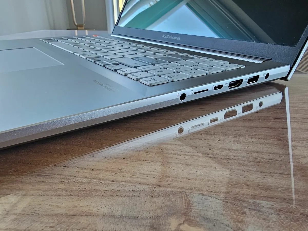 4K OLED, RTX 3050, 11th Gen i7 - ASUS Vivobook Pro - Image 3