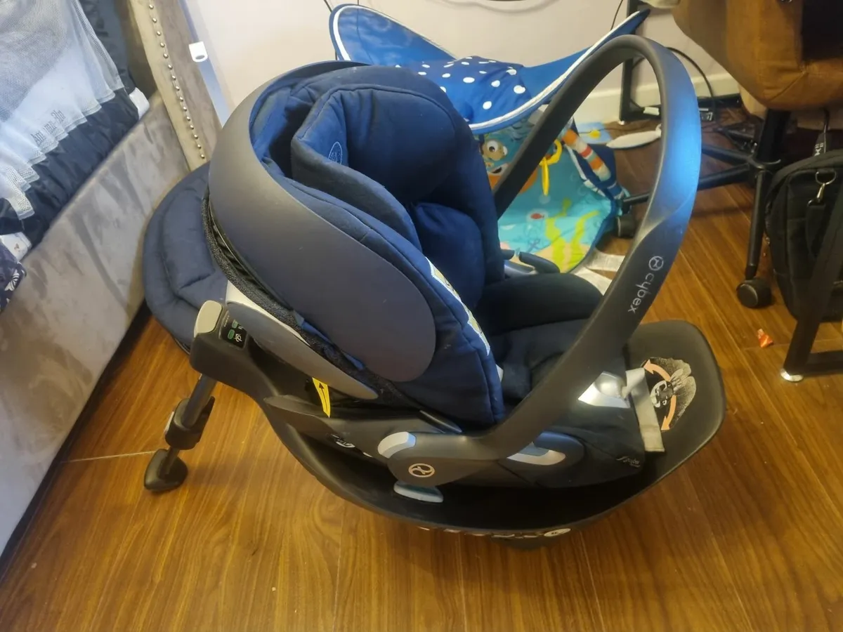 Baby car seat isofix cloud z , bounce chair, senso - Image 1
