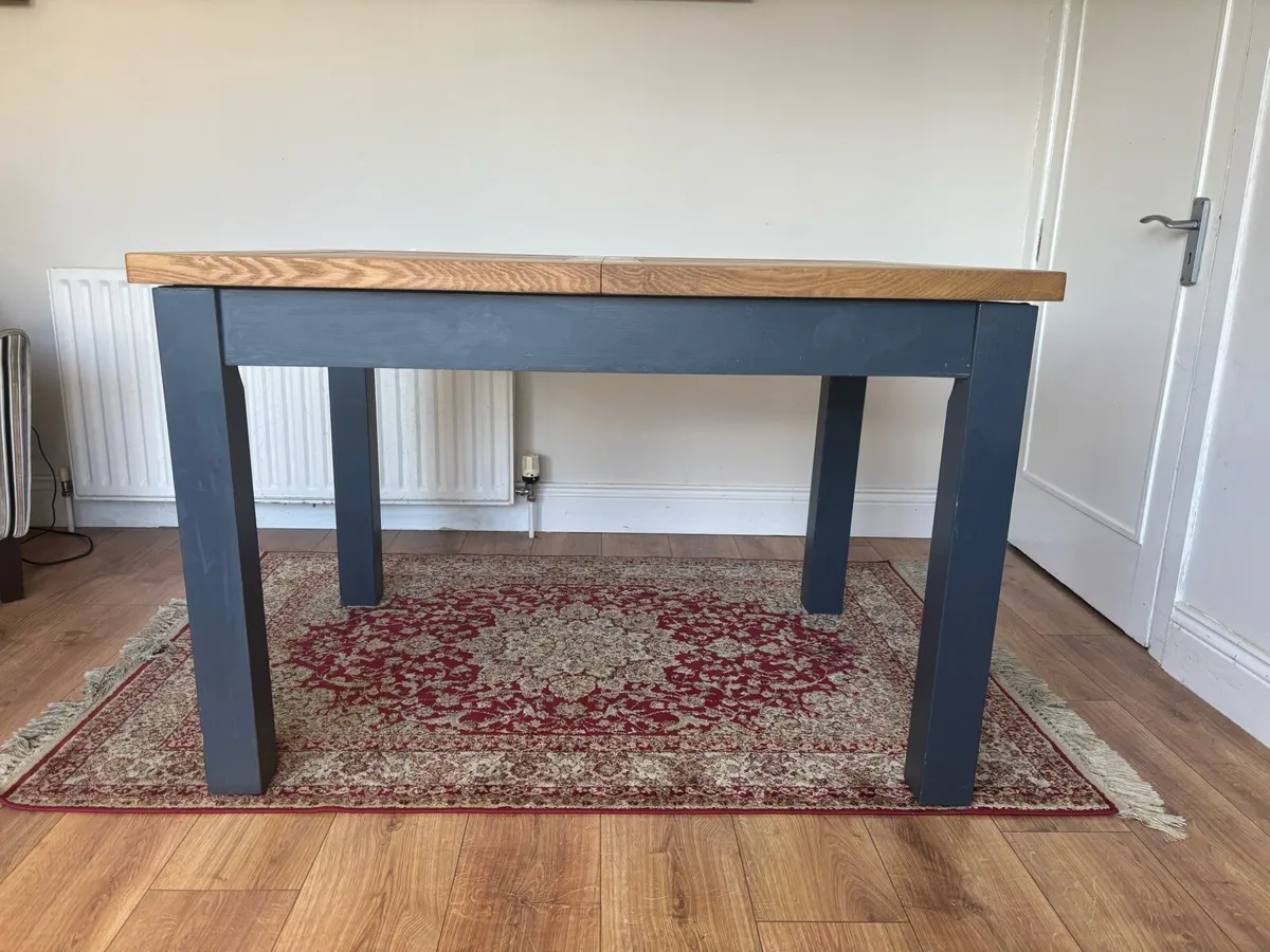 Oak dining table and chairs - Image 2