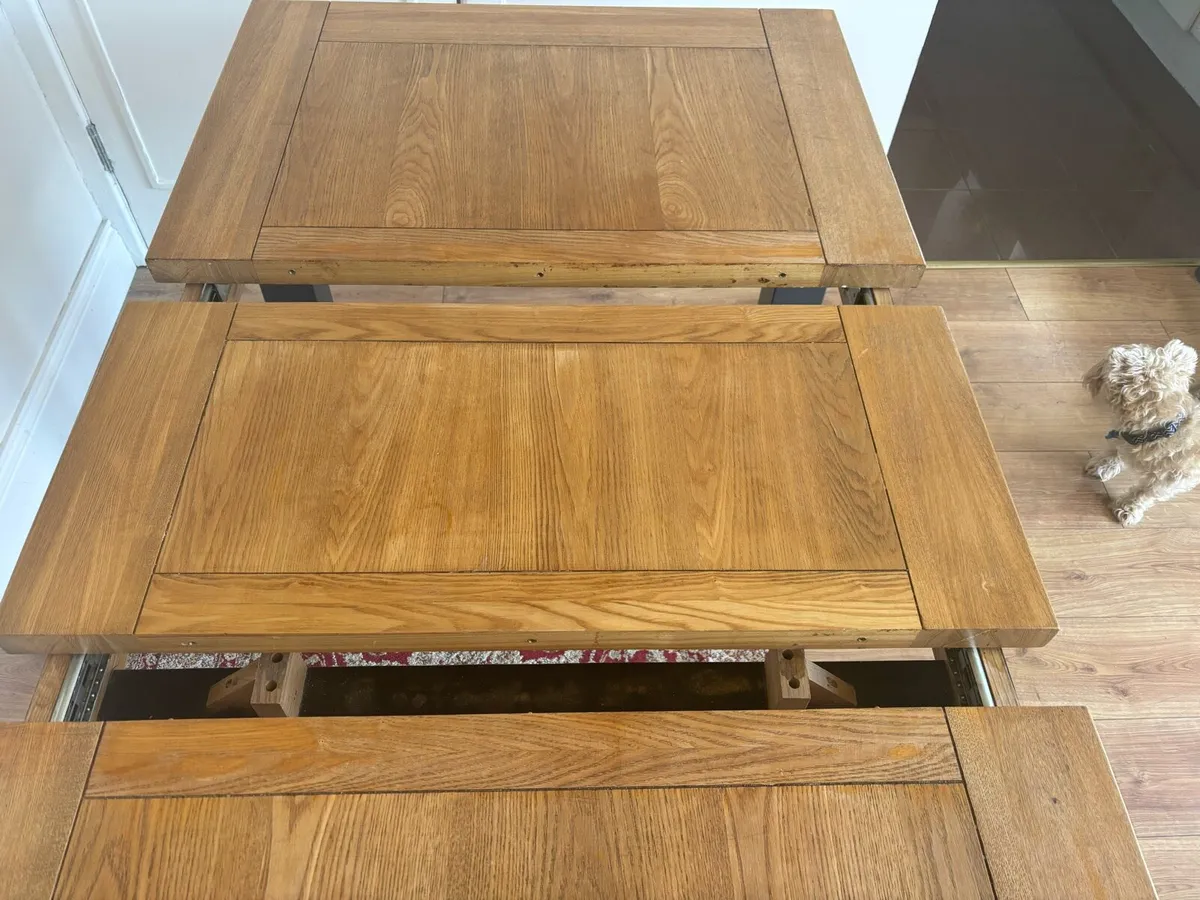 Oak dining table and chairs - Image 4