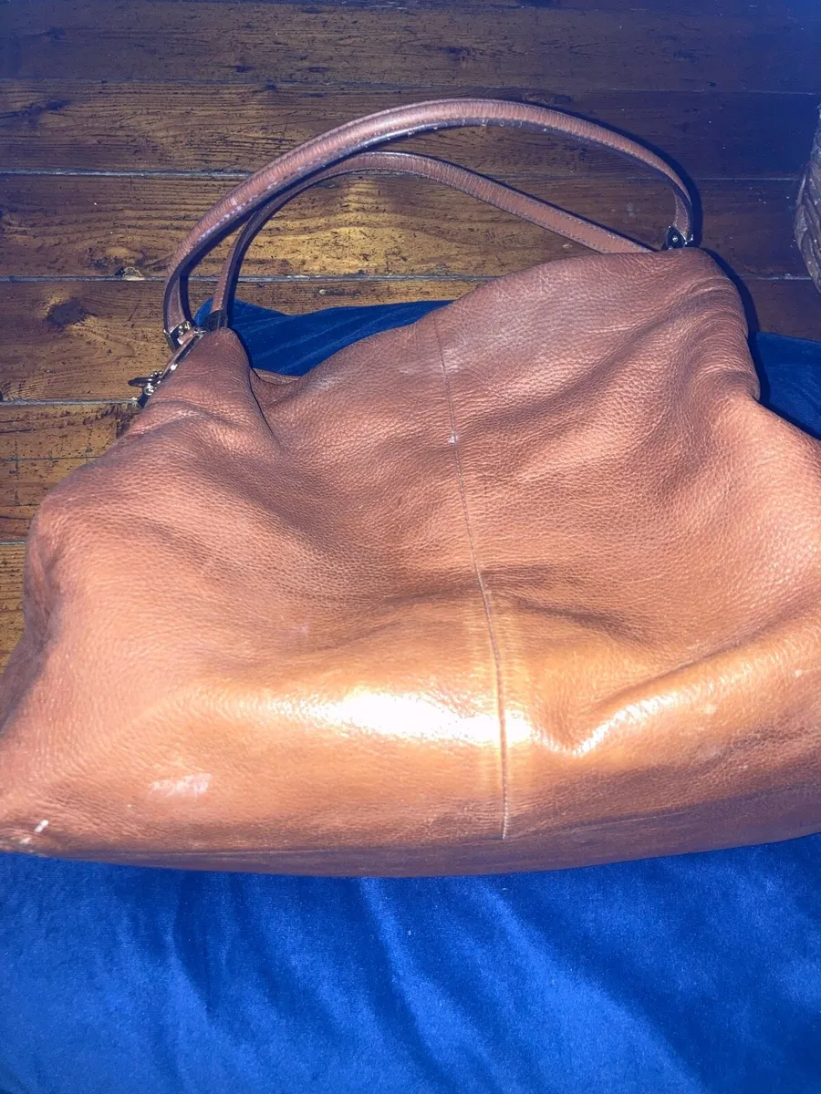 Vintage  Coach Bag - Image 4