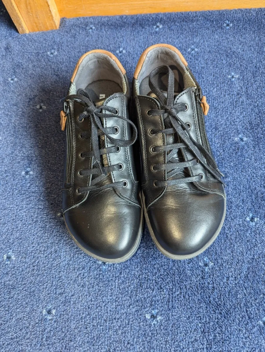New Feet Podiatry footwear - Image 3