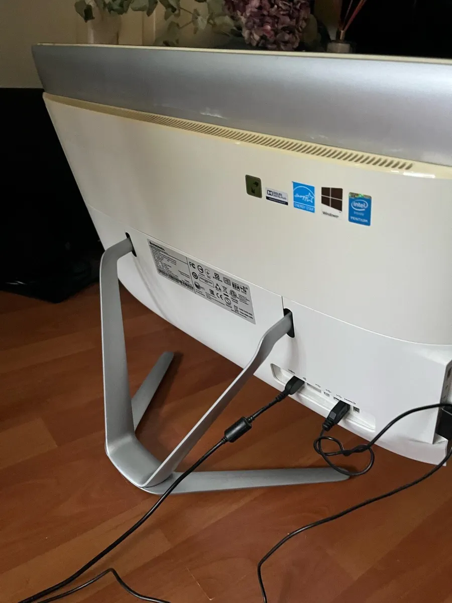 Lenovo touchscreen pc - Image 2