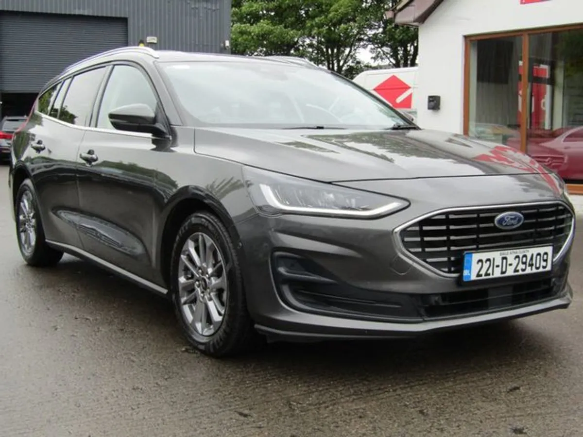 Ford Focus Titanium 5W 1.5td120 S6.2 A8 F - Image 2