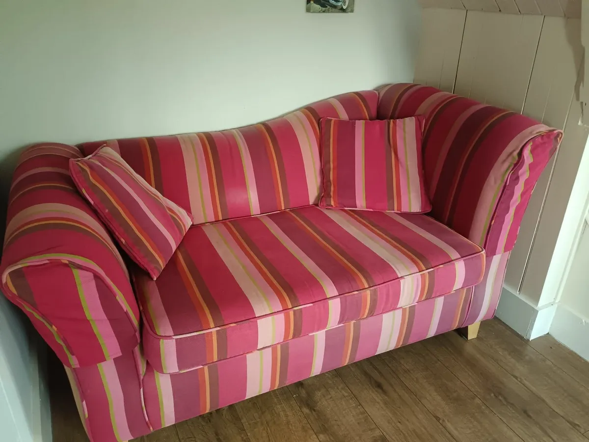 Couch - Image 2