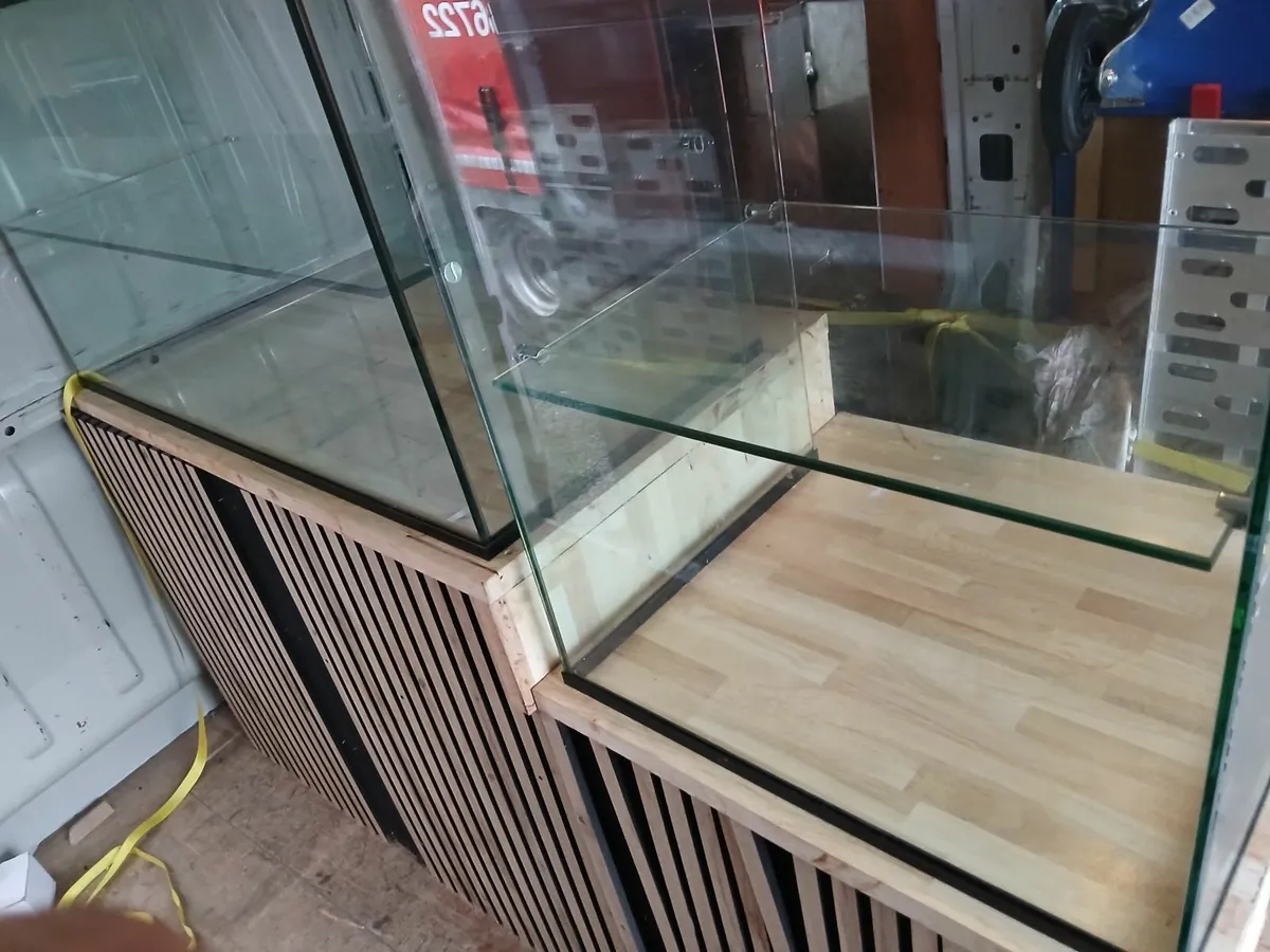 Display unit....glass display unit ..delivered - Image 2