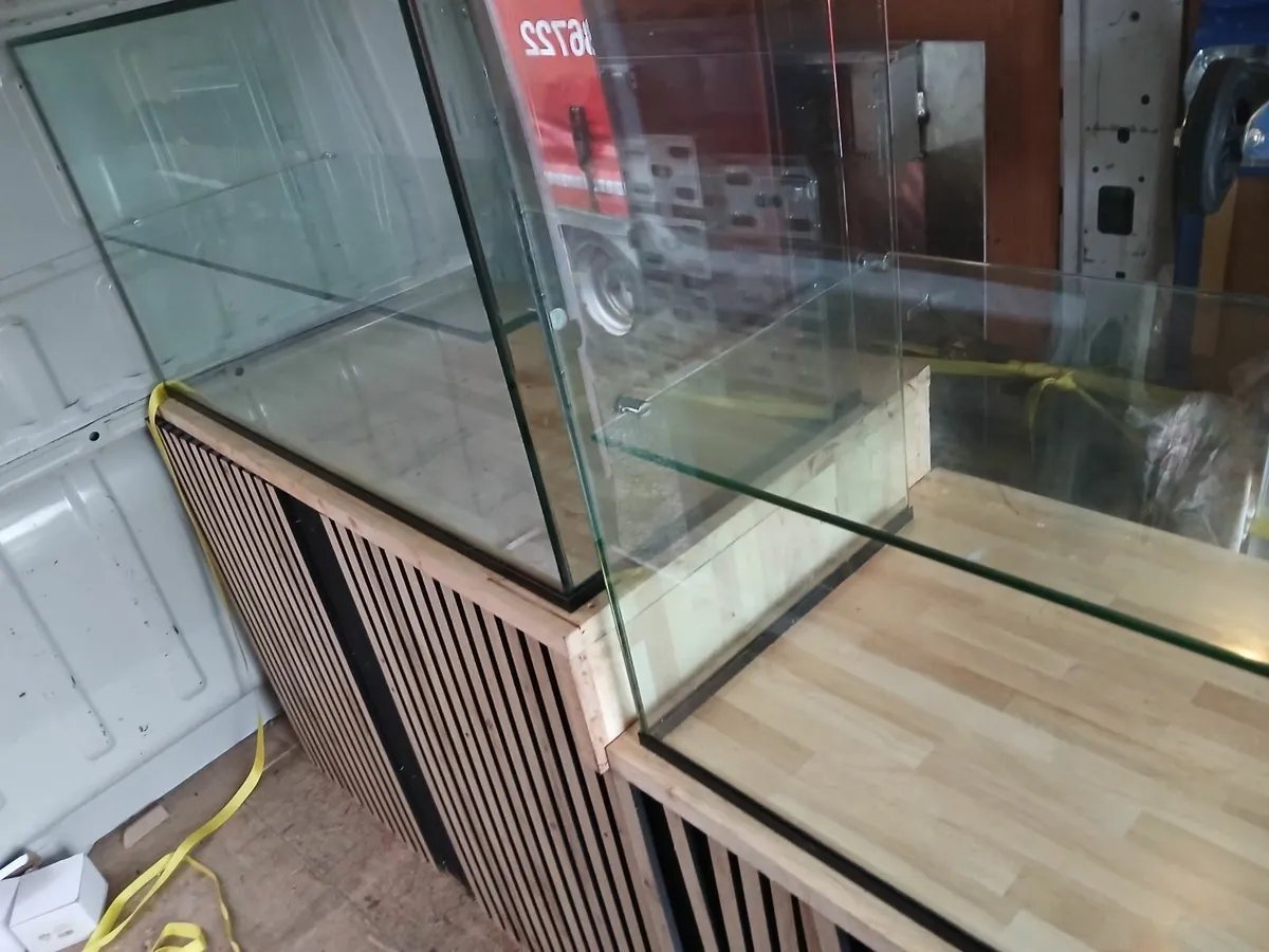 Display unit....glass display unit ..delivered - Image 4