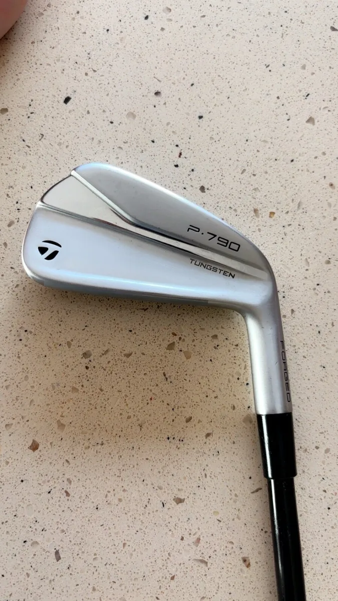 Taylormade P790 2 Iron - Image 2